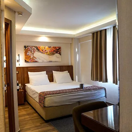 Bguest & 3*