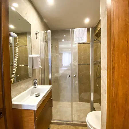 לינה וארוחת בוקר Bguest & איסטמבול