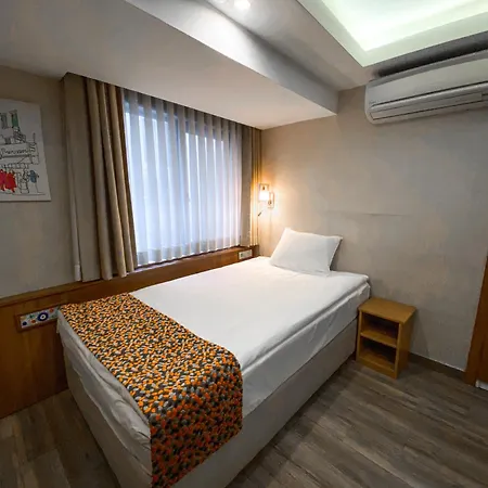 לינה וארוחת בוקר Bguest & 3*