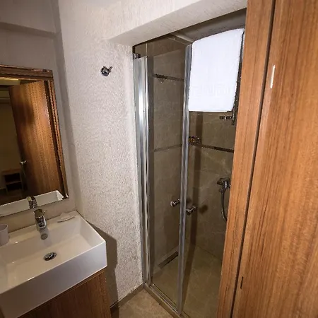 Bguest Hotel&residence 3*