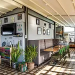 Bguest Hotel&residence Bed and breakfast Estambul
