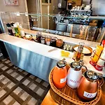 Bed and breakfast Bguest Hotel&residence