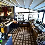 Bguest Hotel&residence Bed and breakfast 3*